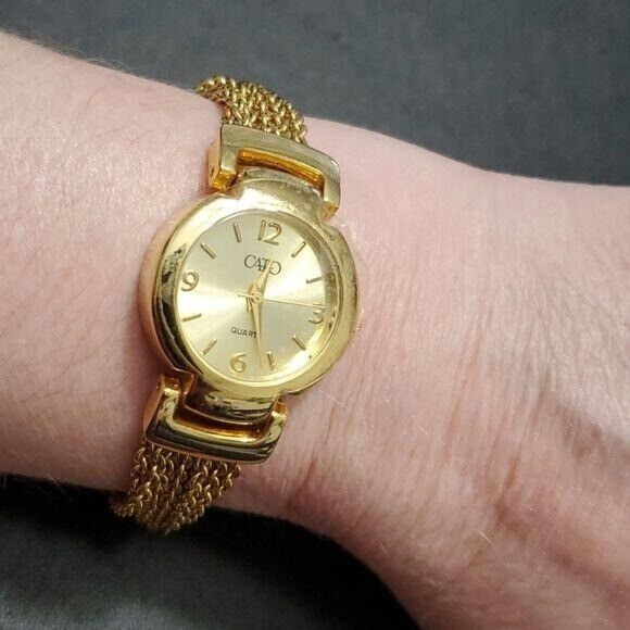 Cato gold tone quartz watch main image 9